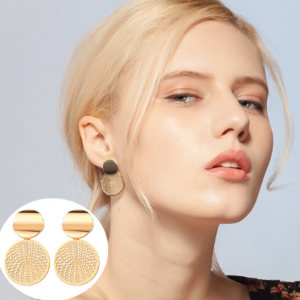 Geometric Circle Laser Cut Earrings